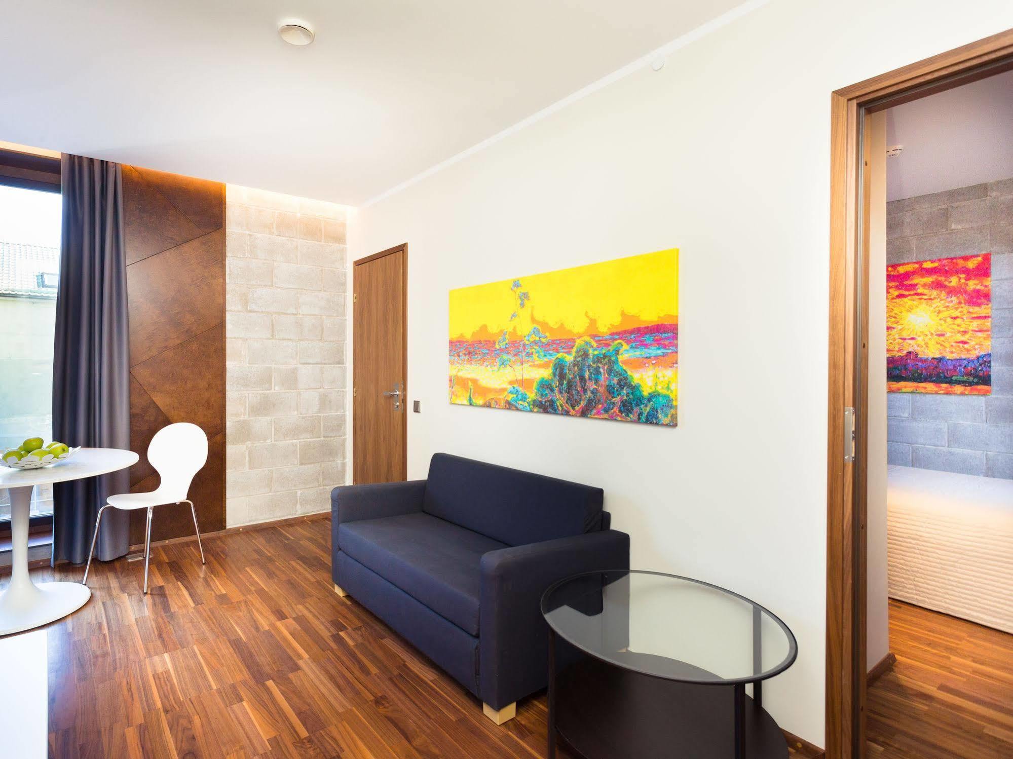 Konrad Old Town Aparthotel Tartu Kültér fotó
