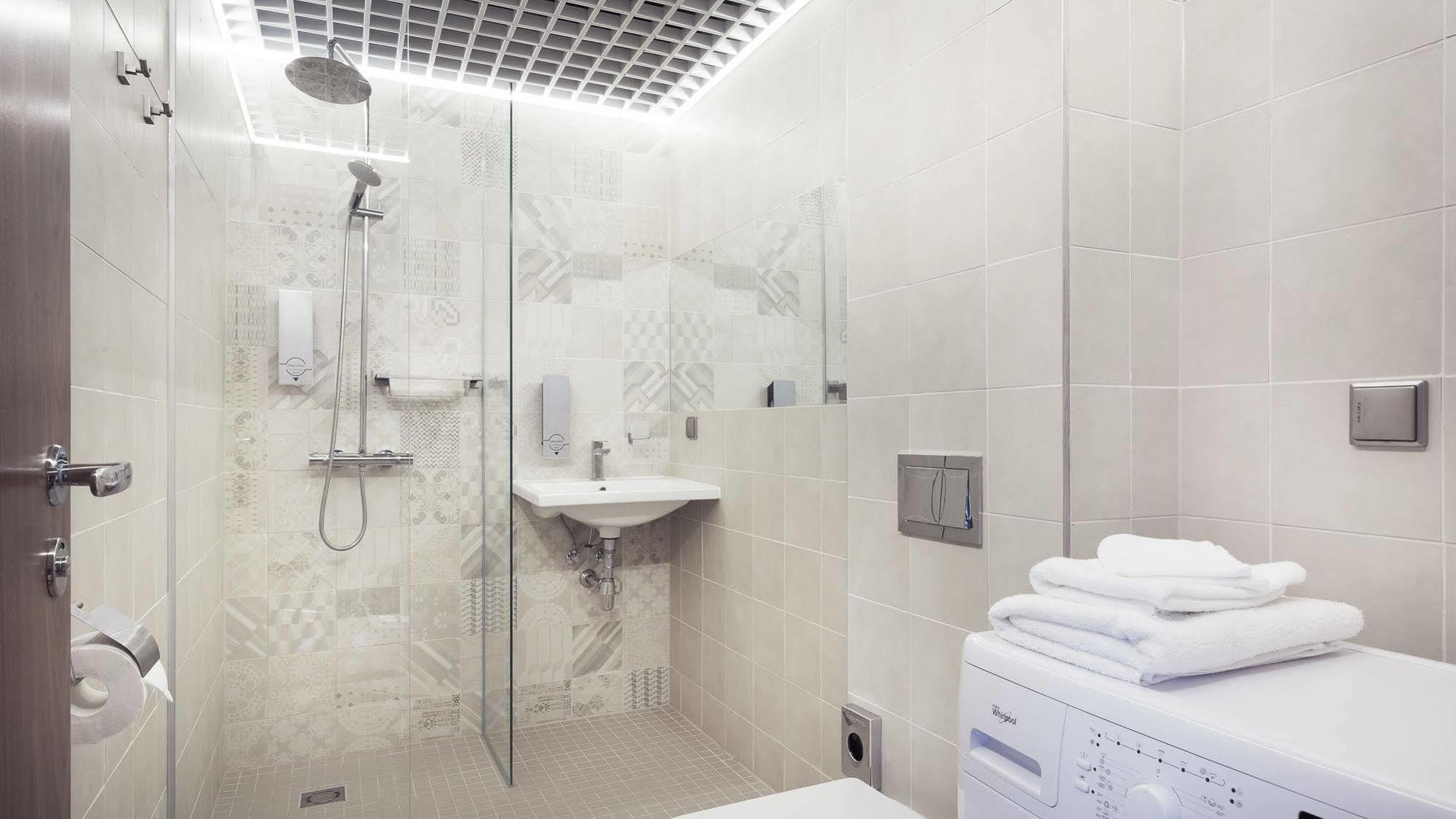 Konrad Old Town Aparthotel Tartu Kültér fotó